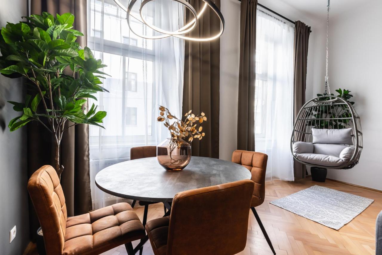 Classy And Elegant Apartments In A Calm Area Vienna Exterior photo
